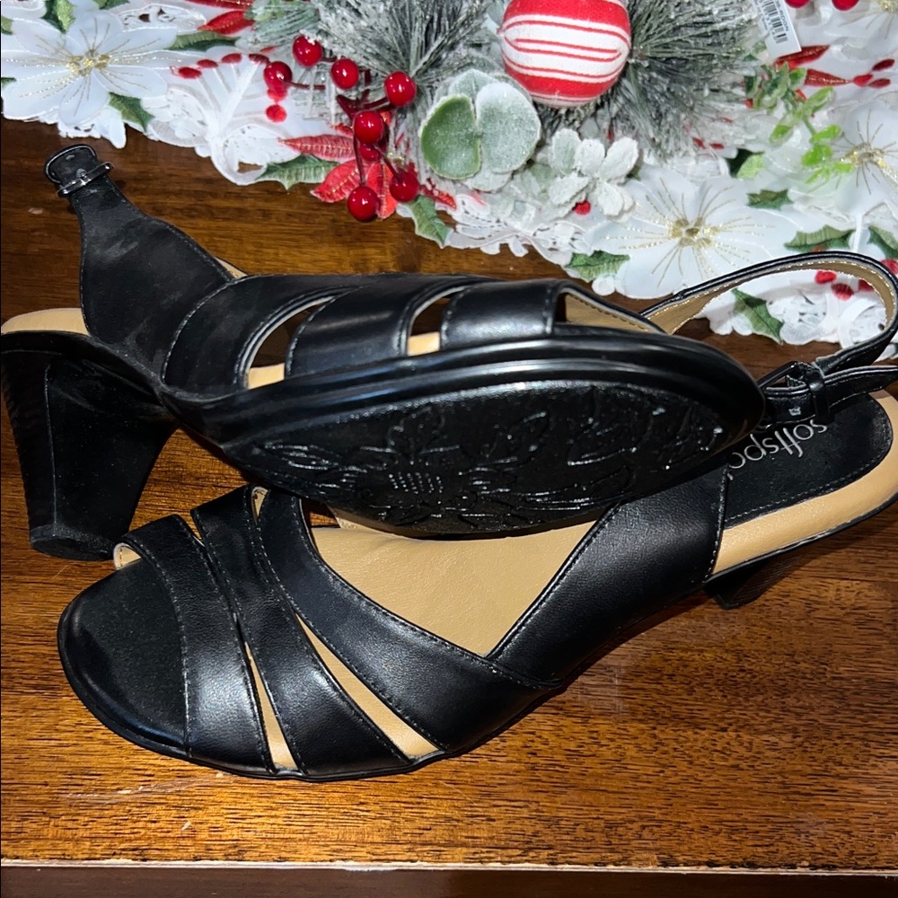Softspots Black Strappy Sandals